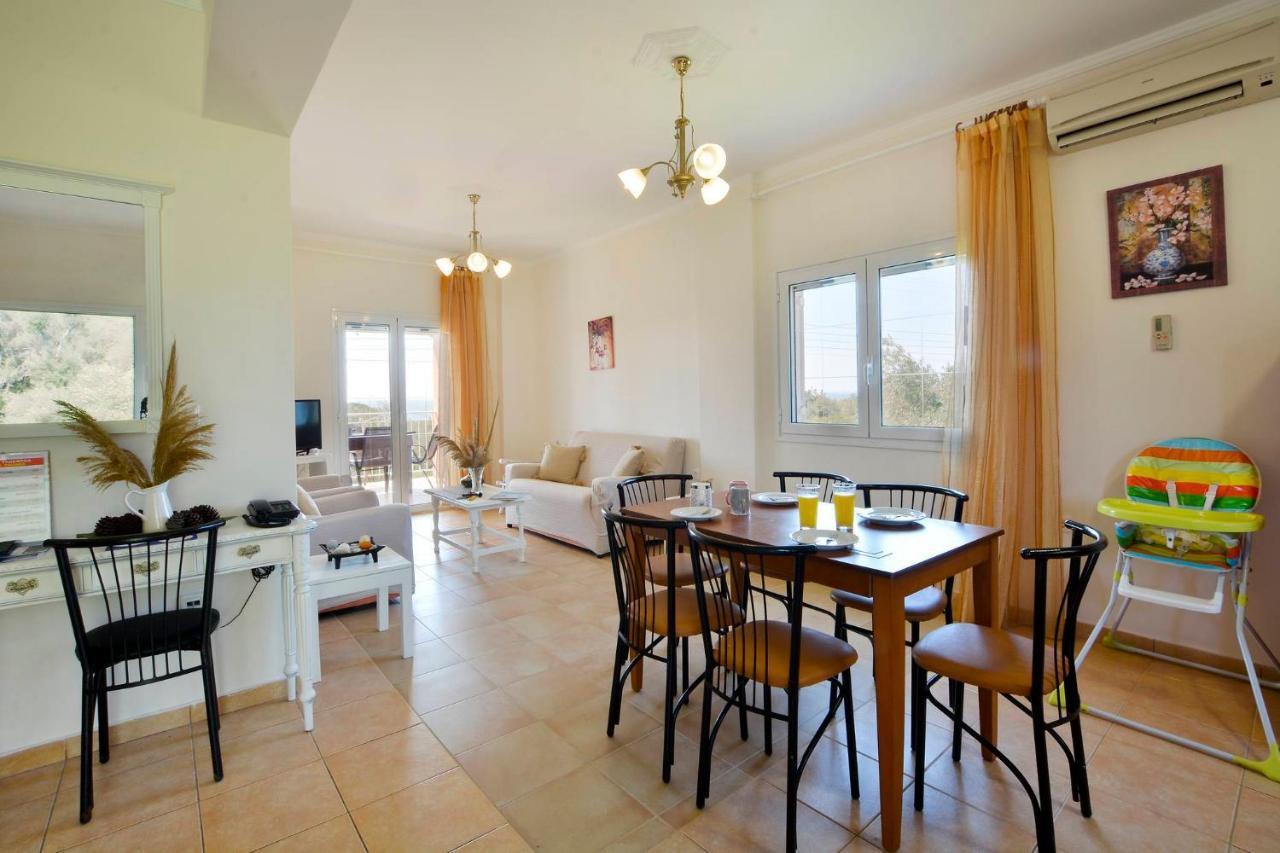 Giokos Apartman Ágios Matthaíos Kültér fotó